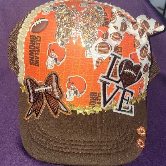 Handmade Cleveland Trucker Hat - Picture 1 of 4